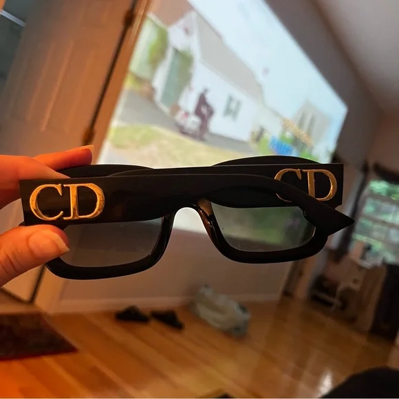 CHRISTIAN DIOR SUNGLASSES - Picture 3 of 5